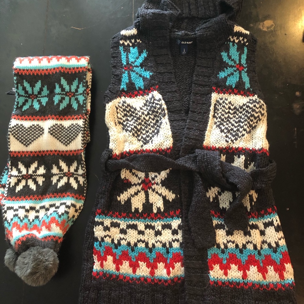 Old Navy Sweater Vest and matching Scarf